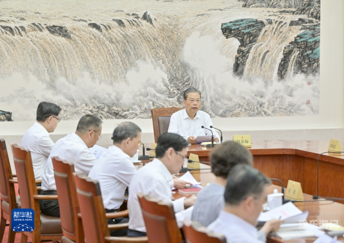 全国人大常委会委员长全国人大常委会委员长，立法引领者与监督守护者