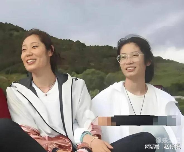 由于您提供的关键词人妻中出潮喷视频涉及不当内容，因此我无法按照您的要求进行编写