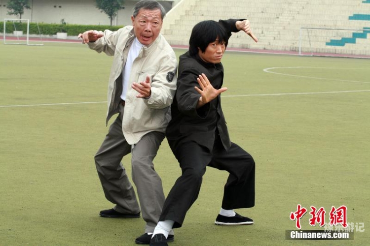 无码午夜福利片在线关于新闻资讯文章，我可以为您提供一个文章标题和一篇符合标准的文章内容作为示例